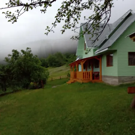 кичера Holiday home Petrashi